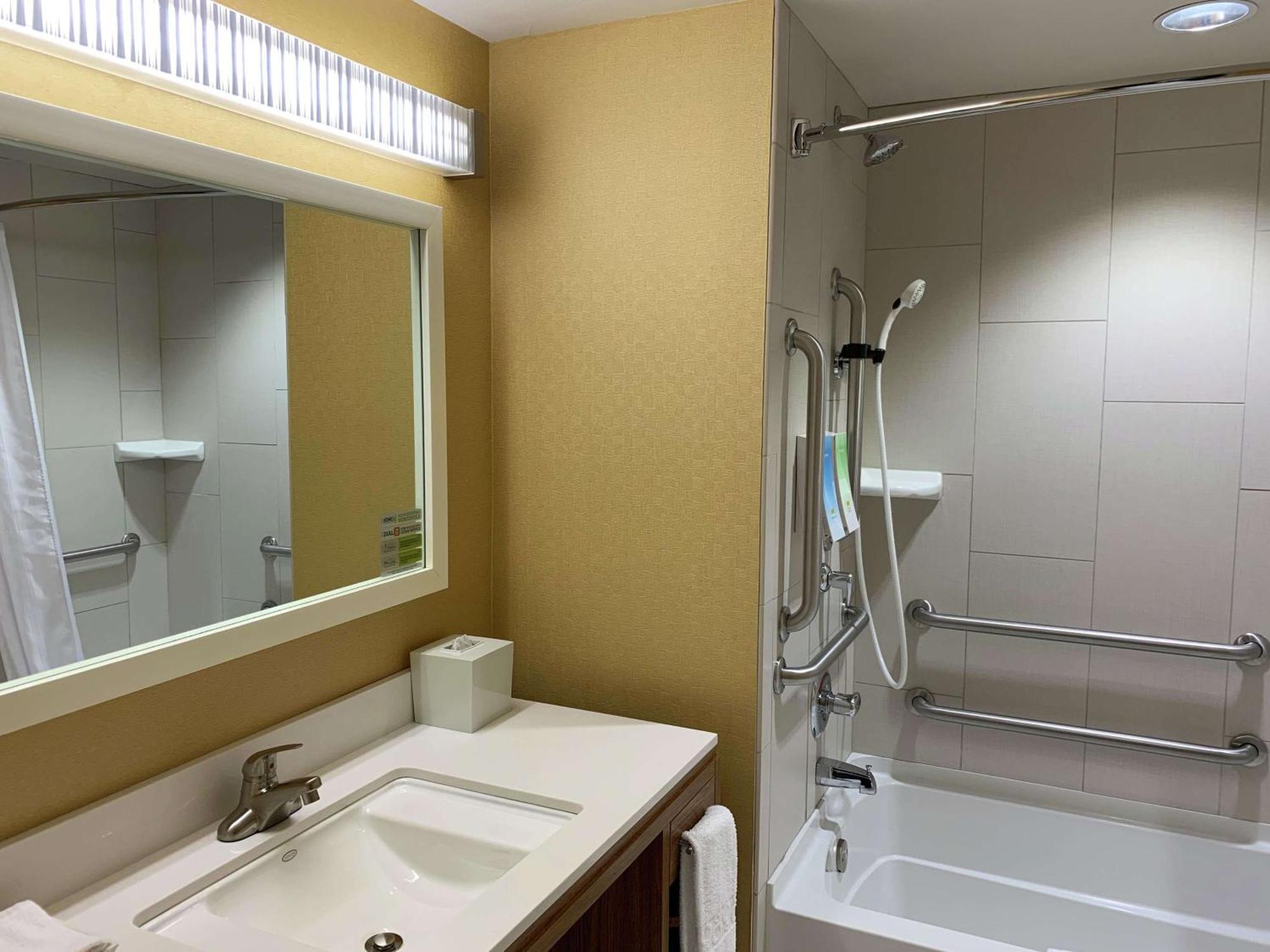 โฮม 2 สวีท บาย ฮิลตัน ฟอร์ต สมิท Hotel ฟอร์ตสมิธ ภายนอก รูปภาพ